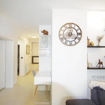 Apartman With Jacuzzi And Beautiful Garden Pula